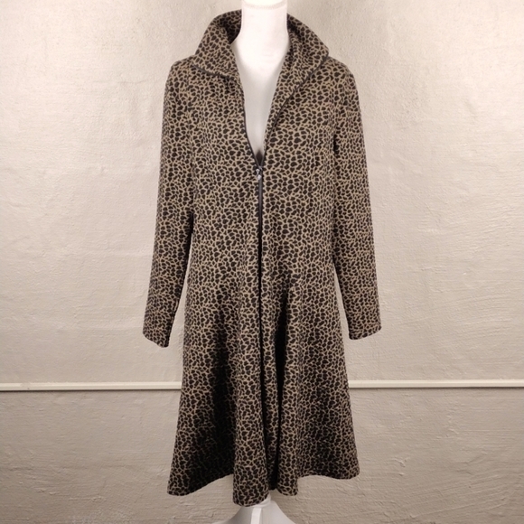 Samuel Dong Tan Black Leopard Print Funnel Neck Long Sleeve Midi Coat Dress - Picture 15 of 15